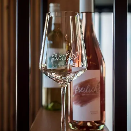 호텔 Freilich. Bistro. Bar. - Digitaler Self Check In *